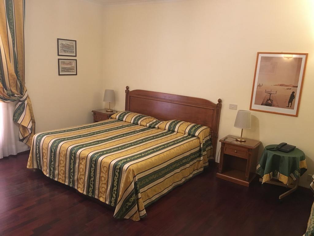 Clarice Hotel Castelnuovo Di Porto Εξωτερικό φωτογραφία